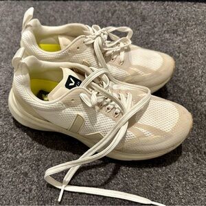 Veja Condor Sneakers